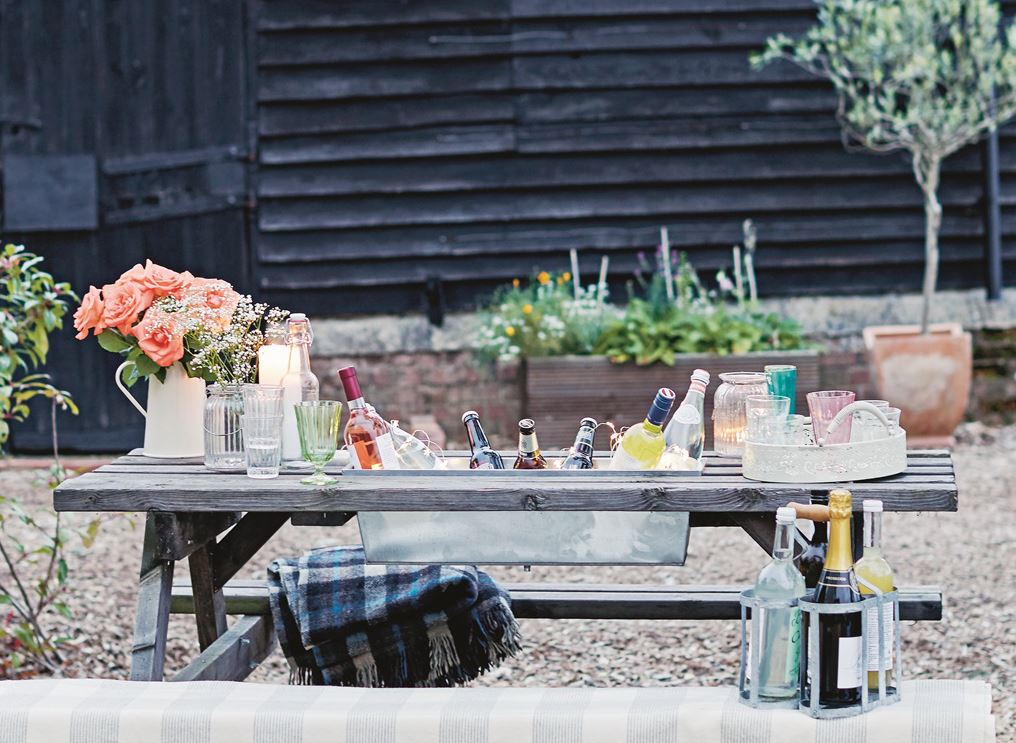 garden projects from unclaimed materials